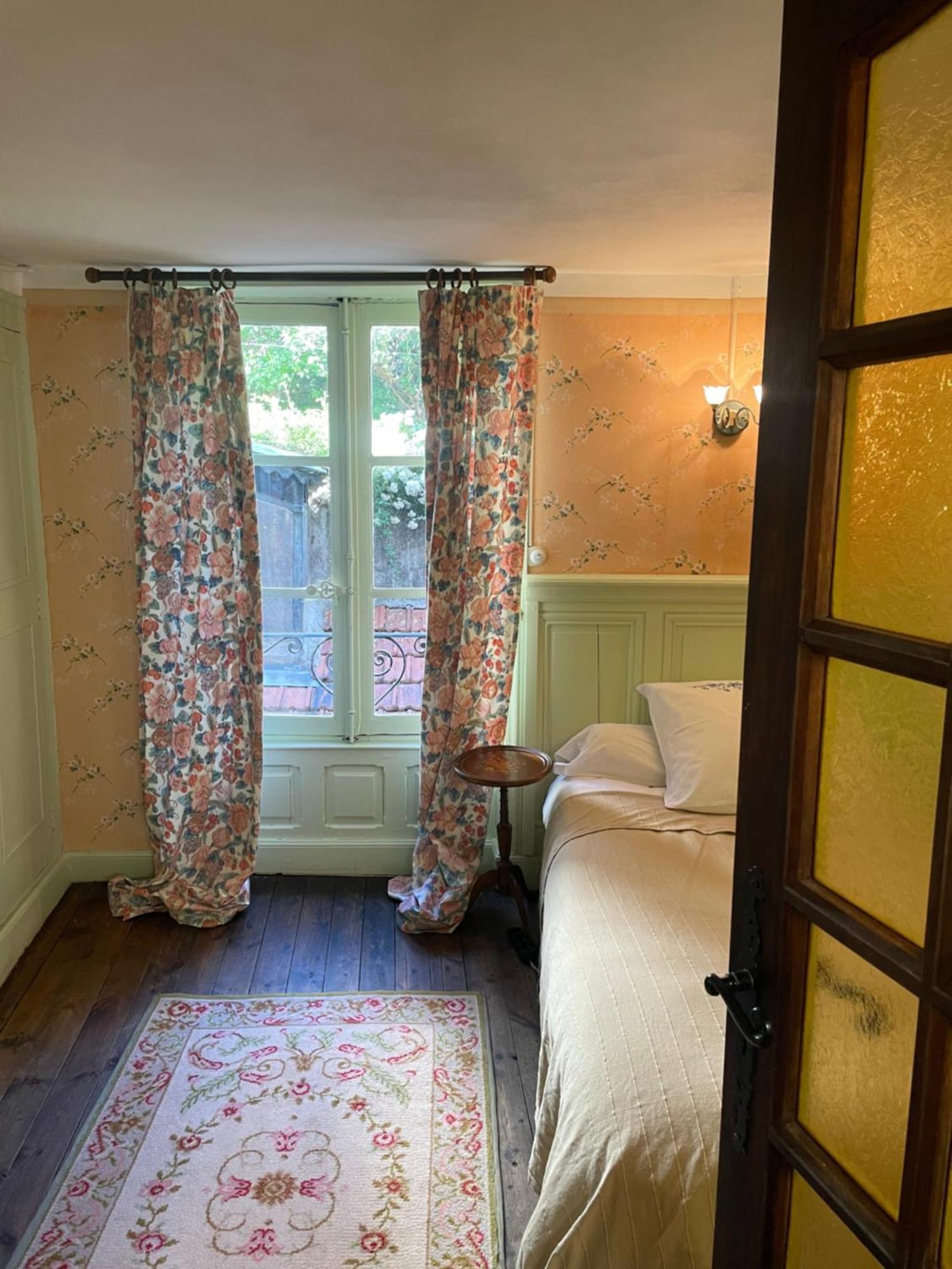 Epicerie Vieille Du Puy En Velay Hotel Le Puy-en-Velay Phòng bức ảnh